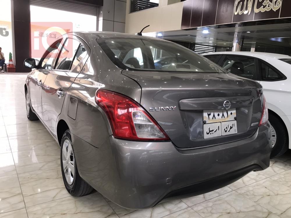 Nissan Sunny